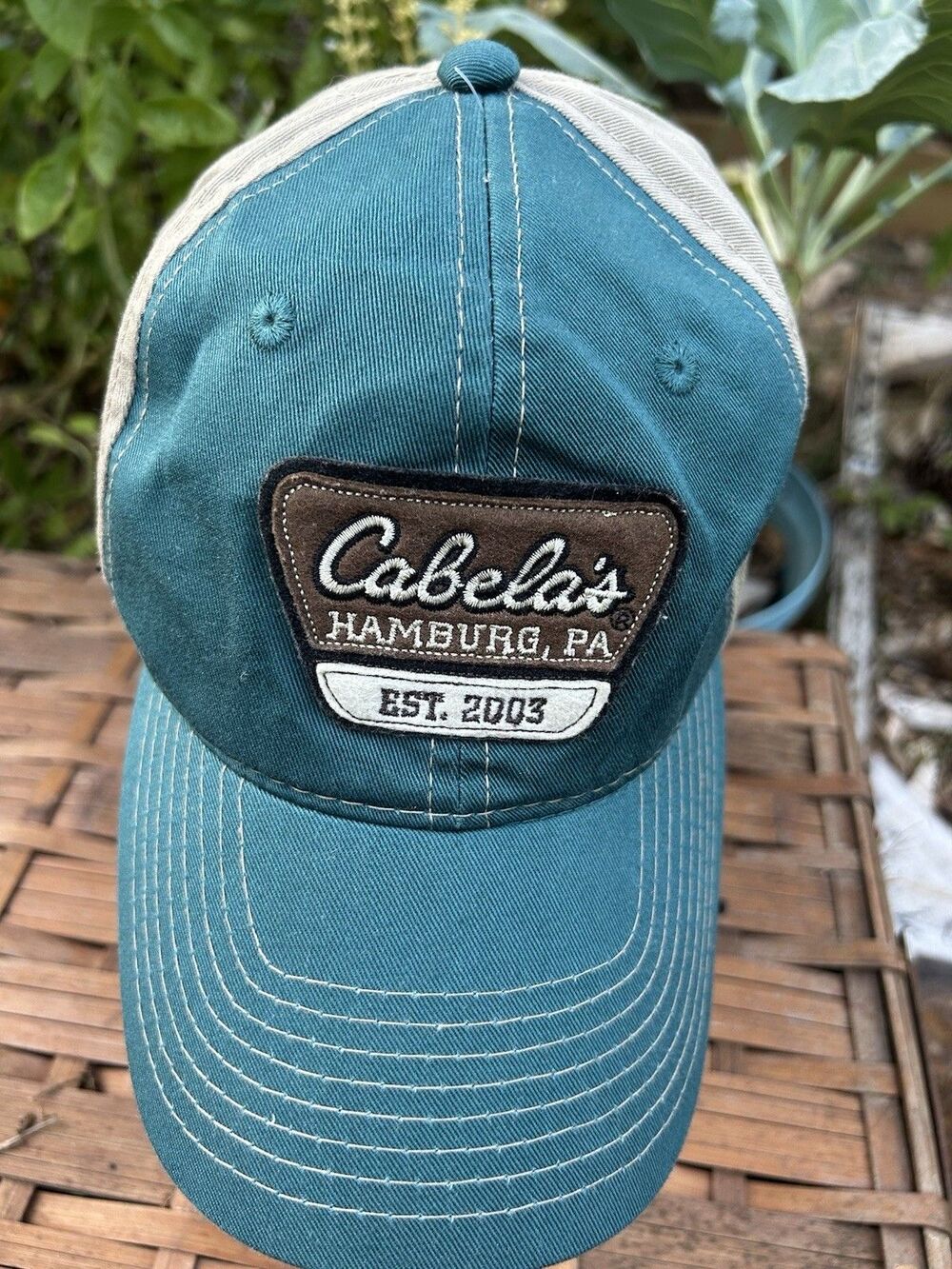 Cabela's Trucker Hat Men's OSFA Snapback Baseball Cap Turquoise/Tan Patch Logo